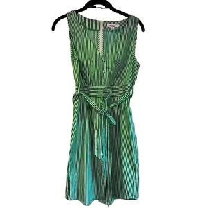 Sleeveless Green and White Striped Button-Down Summer‎ Dress with Tie Belt B43